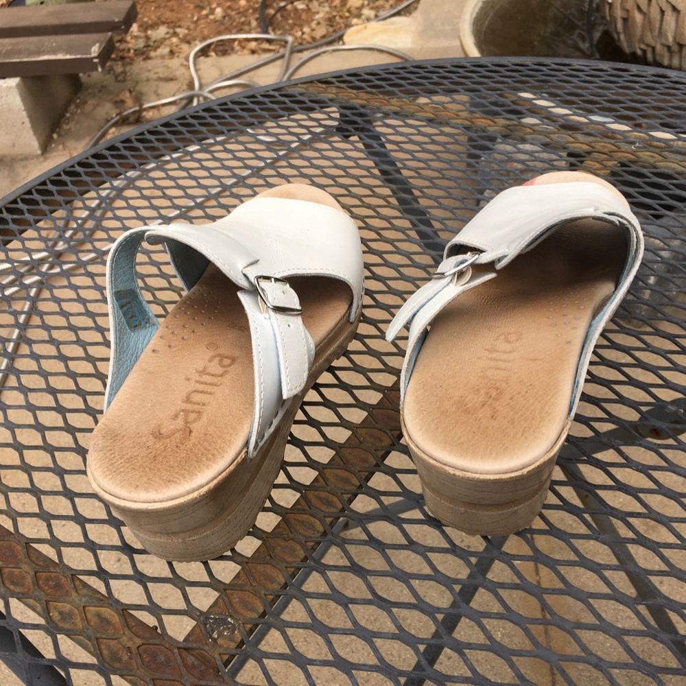 Clogs - Picture 3 of 3